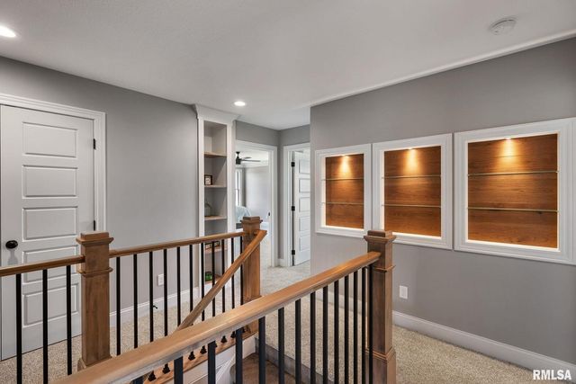 6654 Meghan Avenue, Bettendorf, IA 52722