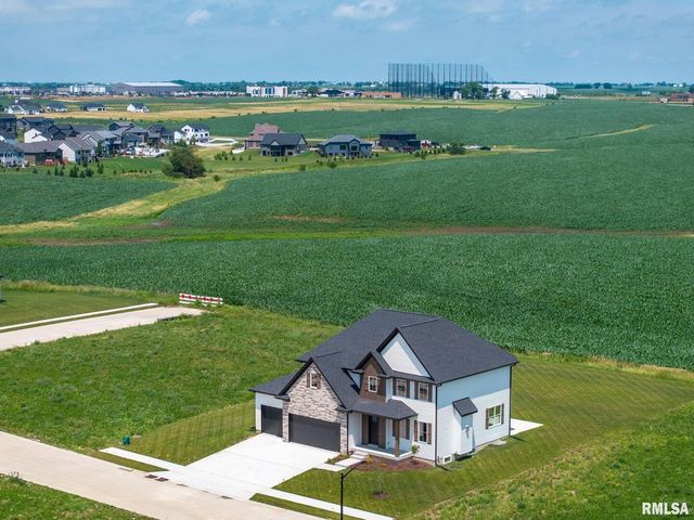 6654 Meghan Avenue, Bettendorf, IA 52722