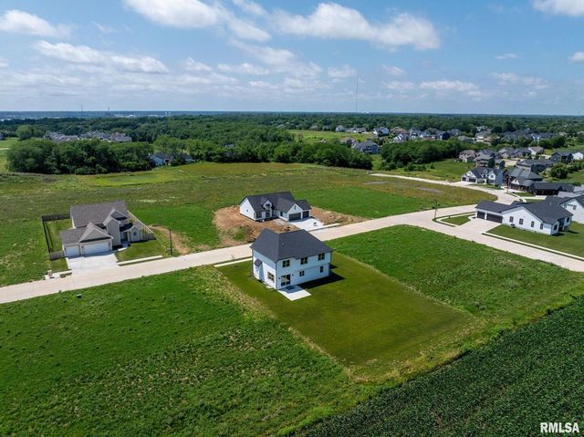 6654 Meghan Avenue, Bettendorf, IA 52722