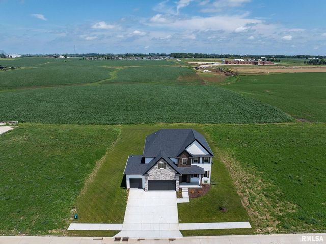 6654 Meghan Avenue, Bettendorf, IA 52722