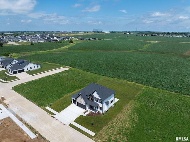 6654 Meghan Avenue, Bettendorf, IA 52722