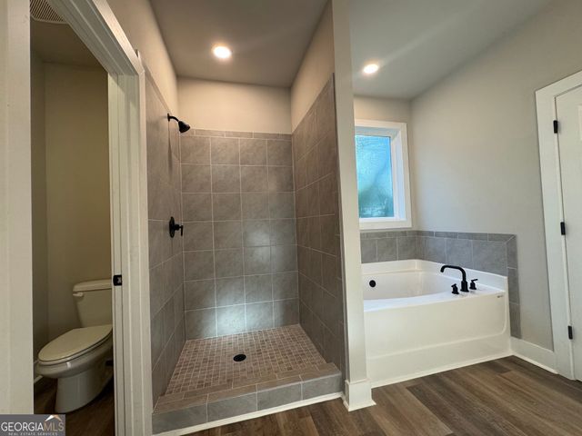 152 Hunters Chase Court, Eatonton, GA 31024