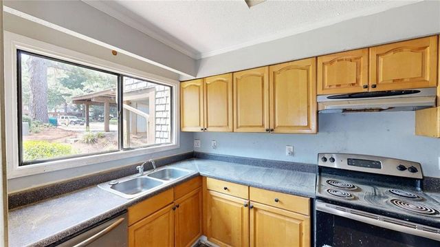 50 Willowick Court, Lithonia, GA 30038