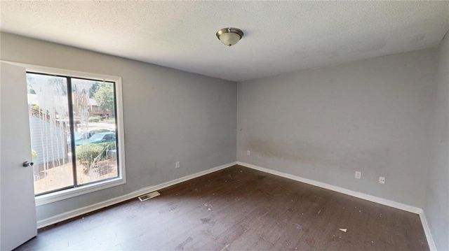 50 Willowick Court, Lithonia, GA 30038