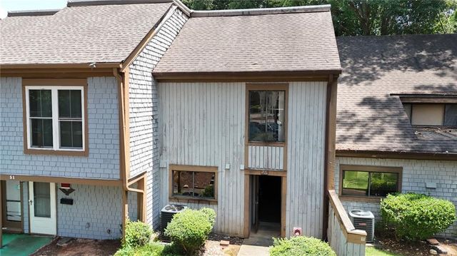 50 Willowick Court, Lithonia, GA 30038