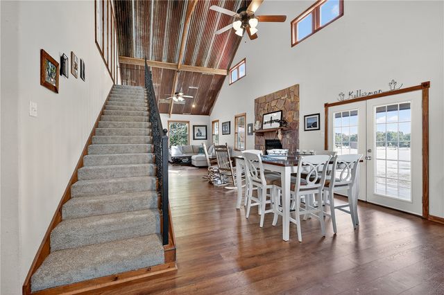 6052 CR 157, Iola, TX 77861