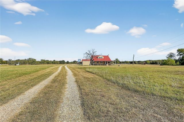 6052 CR 157, Iola, TX 77861