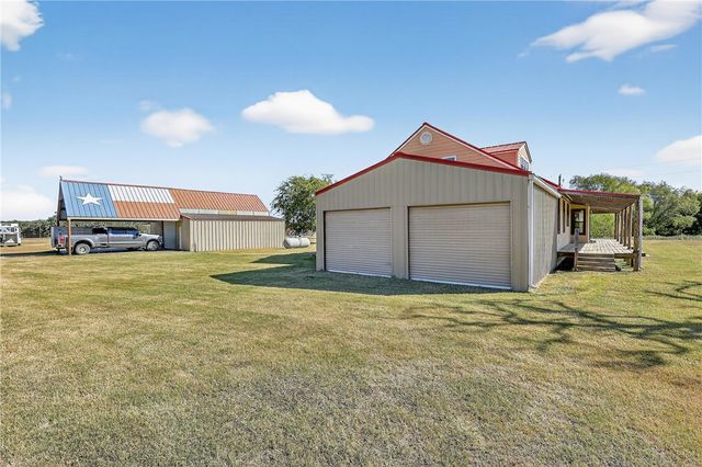 6052 CR 157, Iola, TX 77861