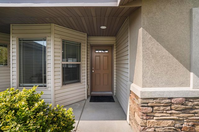 420 Pheasant Rd W, Twin Falls, ID 83301
