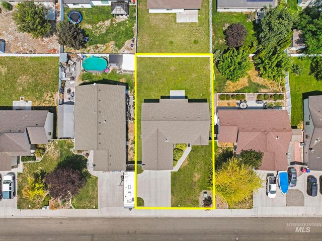 420 Pheasant Rd W, Twin Falls, ID 83301