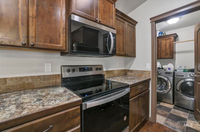 420 Pheasant Rd W, Twin Falls, ID 83301