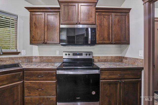 420 Pheasant Rd W, Twin Falls, ID 83301