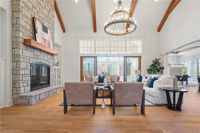 16520 Ballentine Street, Overland Park, KS 66221