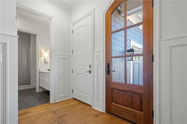 16520 Ballentine Street, Overland Park, KS 66221