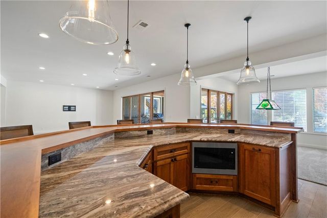 16520 Ballentine Street, Overland Park, KS 66221