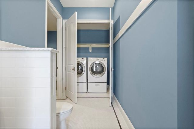 16520 Ballentine Street, Overland Park, KS 66221