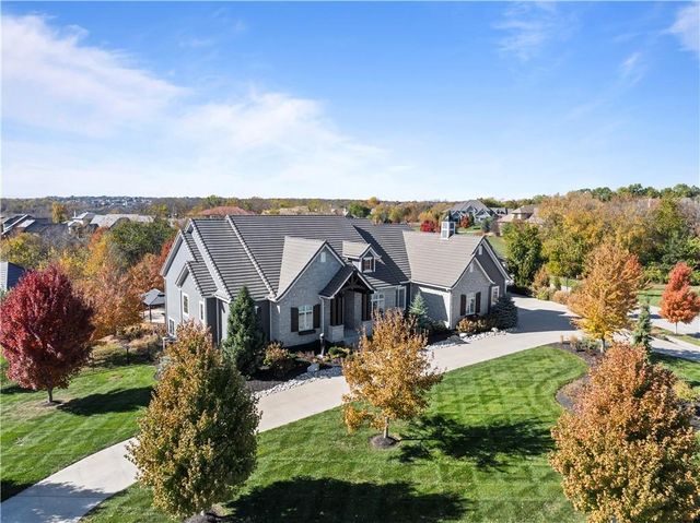 16520 Ballentine Street, Overland Park, KS 66221