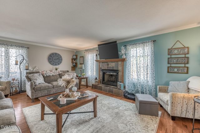 912 Katies Way, Johnson City, TN 37615