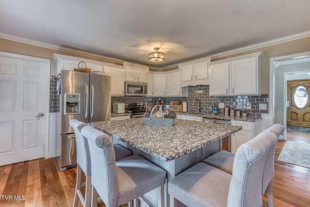 912 Katies Way, Johnson City, TN 37615