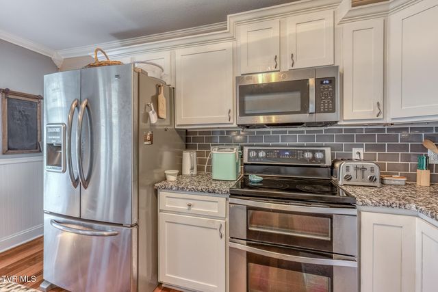 912 Katies Way, Johnson City, TN 37615