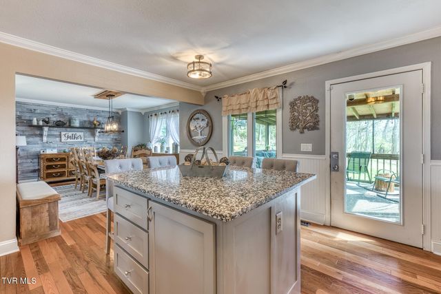 912 Katies Way, Johnson City, TN 37615