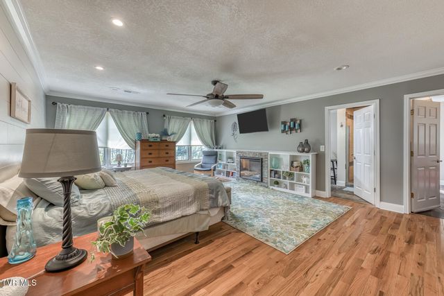 912 Katies Way, Johnson City, TN 37615