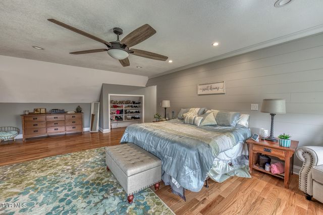 912 Katies Way, Johnson City, TN 37615