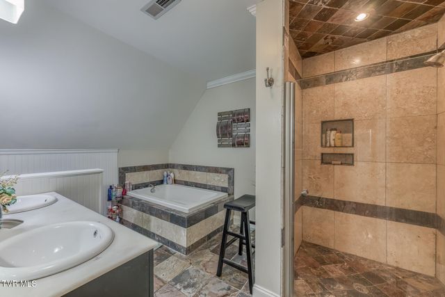 912 Katies Way, Johnson City, TN 37615