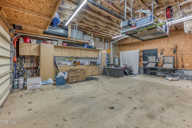 912 Katies Way, Johnson City, TN 37615