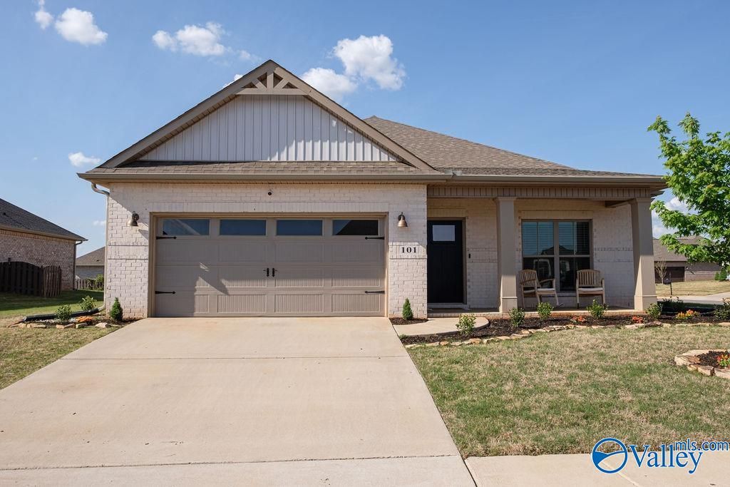 101 Pecos River Road, Madison, AL 35756