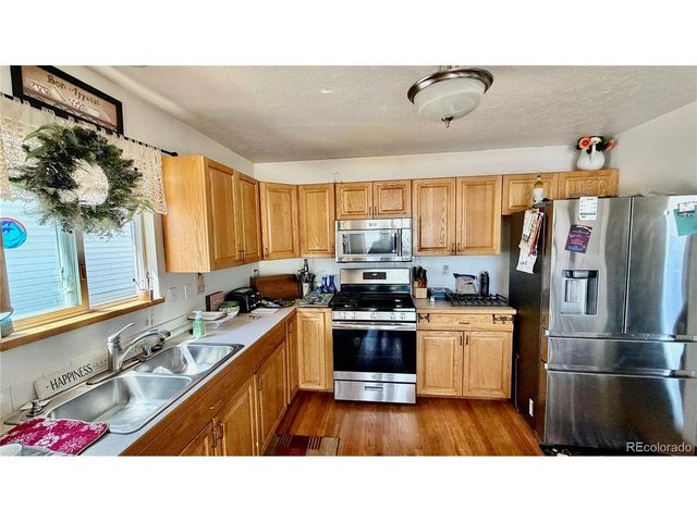 162 50th Avenue Pl, Greeley, CO 80634