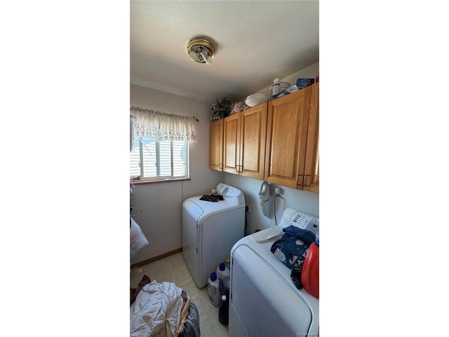 162 50th Avenue Pl, Greeley, CO 80634