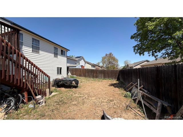 162 50th Avenue Pl, Greeley, CO 80634