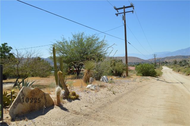 10225 Pinon, Morongo Valley, CA 92256