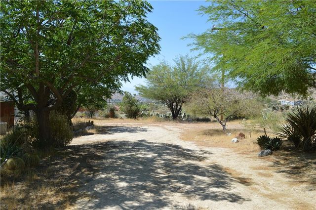 10225 Pinon, Morongo Valley, CA 92256