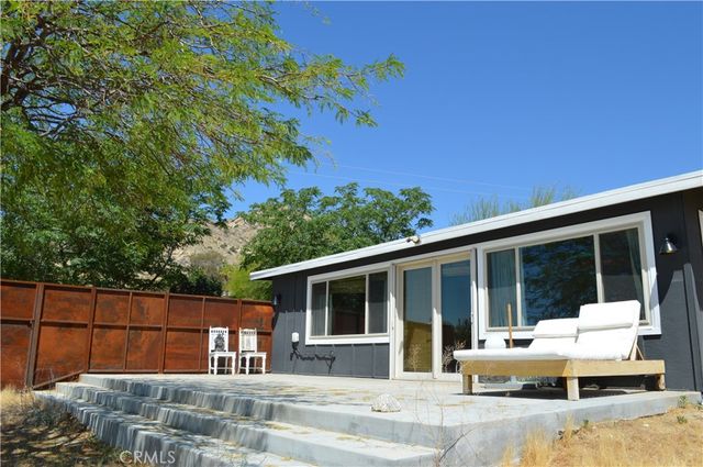 10225 Pinon, Morongo Valley, CA 92256