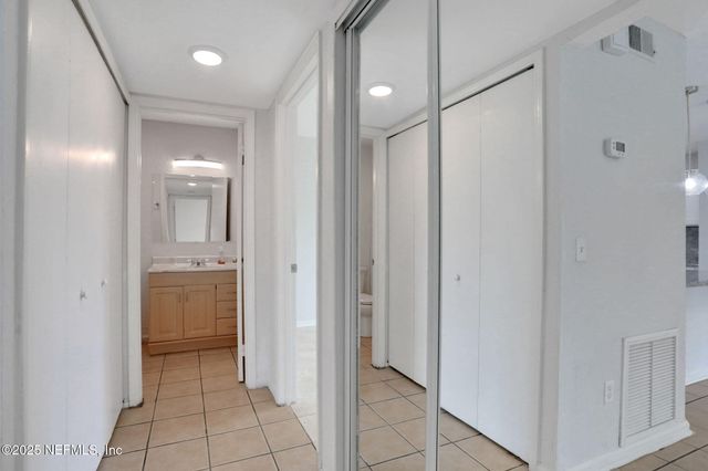 791 ASSISI Lane 1704, Jacksonville, FL 32233