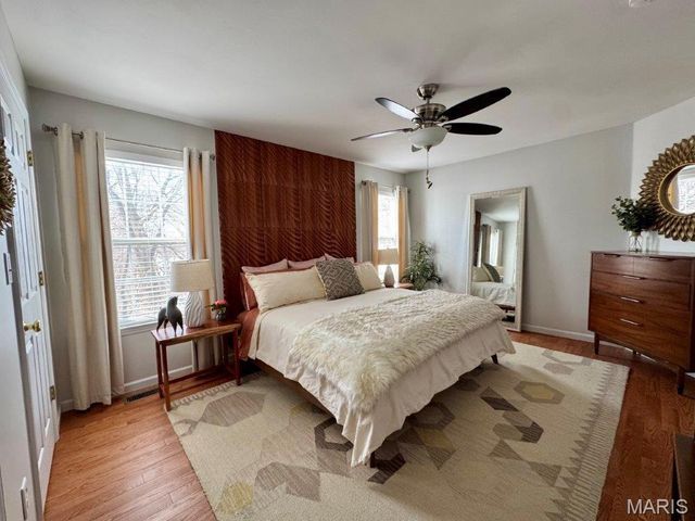 2274 Wills Hollow Drive, St Peters, MO 63376