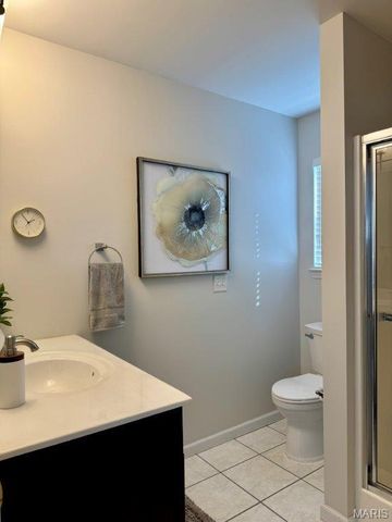 2274 Wills Hollow Drive, St Peters, MO 63376