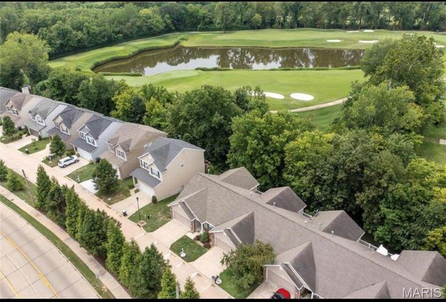 2274 Wills Hollow Drive, St Peters, MO 63376