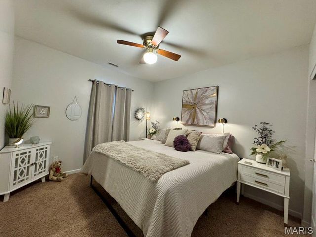 2274 Wills Hollow Drive, St Peters, MO 63376