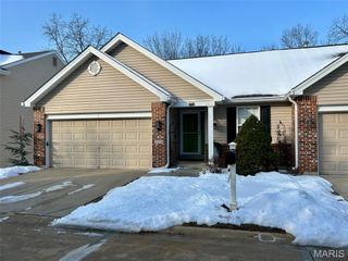 2274 Wills Hollow Drive, St Peters, MO 63376