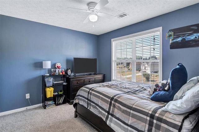 85 Flint Knl, Douglasville, GA 30134