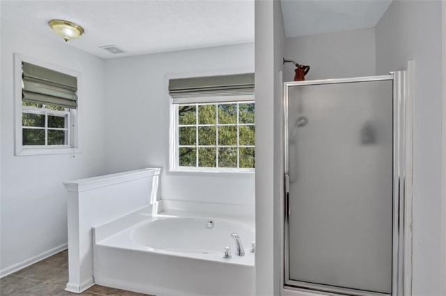 85 Flint Knl, Douglasville, GA 30134