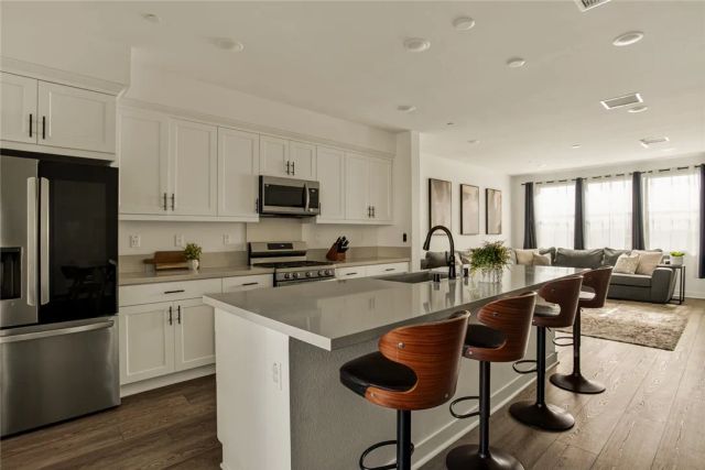 10305 Triple Crown Lane, Cypress, CA 90720