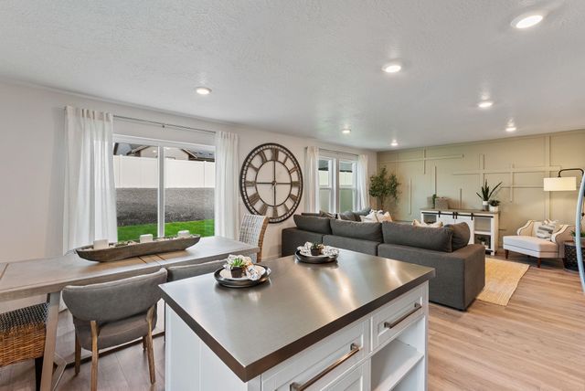 5887 S Zabo Rd, Spokane, WA 99224