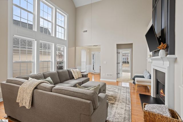 113 St James Place Drive, Greer, SC 29650