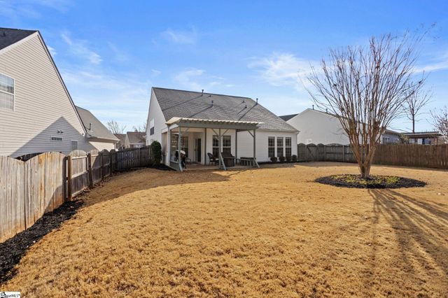 113 St James Place Drive, Greer, SC 29650