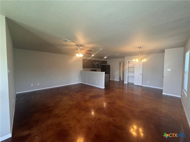 2204 Indian Trail, Harker Heights, TX 76548