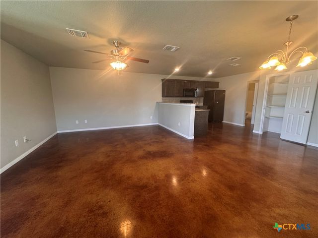 2204 Indian Trail, Harker Heights, TX 76548